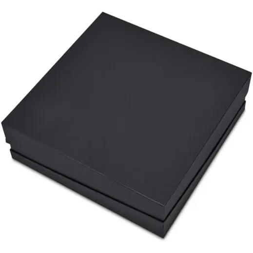 Alex Varga Tenacitas Diary Gift Set Gift Box Closed